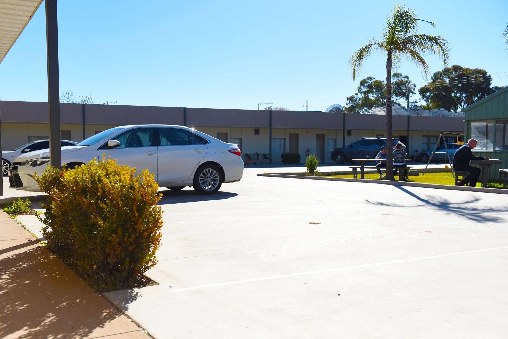 Mia Motel Griffith Exterior foto